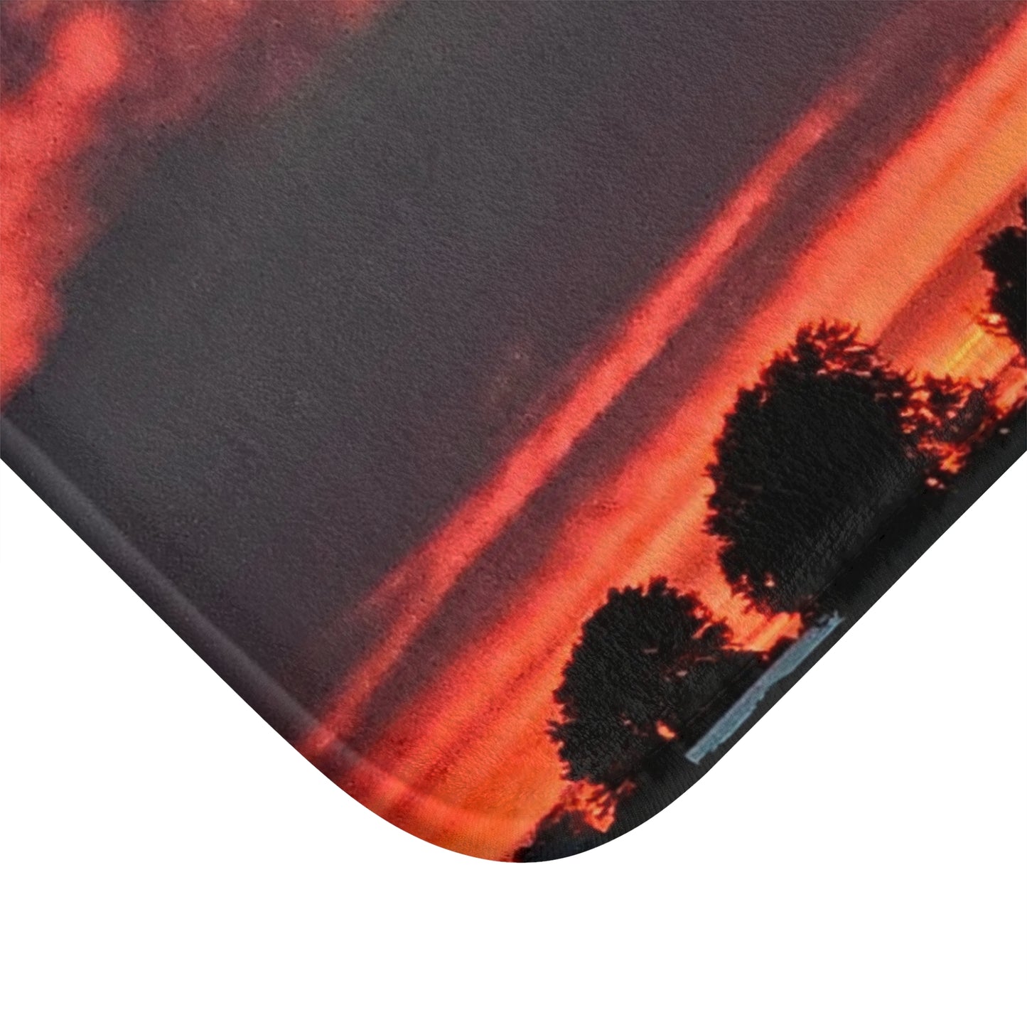 Sunset Silhouette Bath Mat - Cozy Home Décor for Relaxation