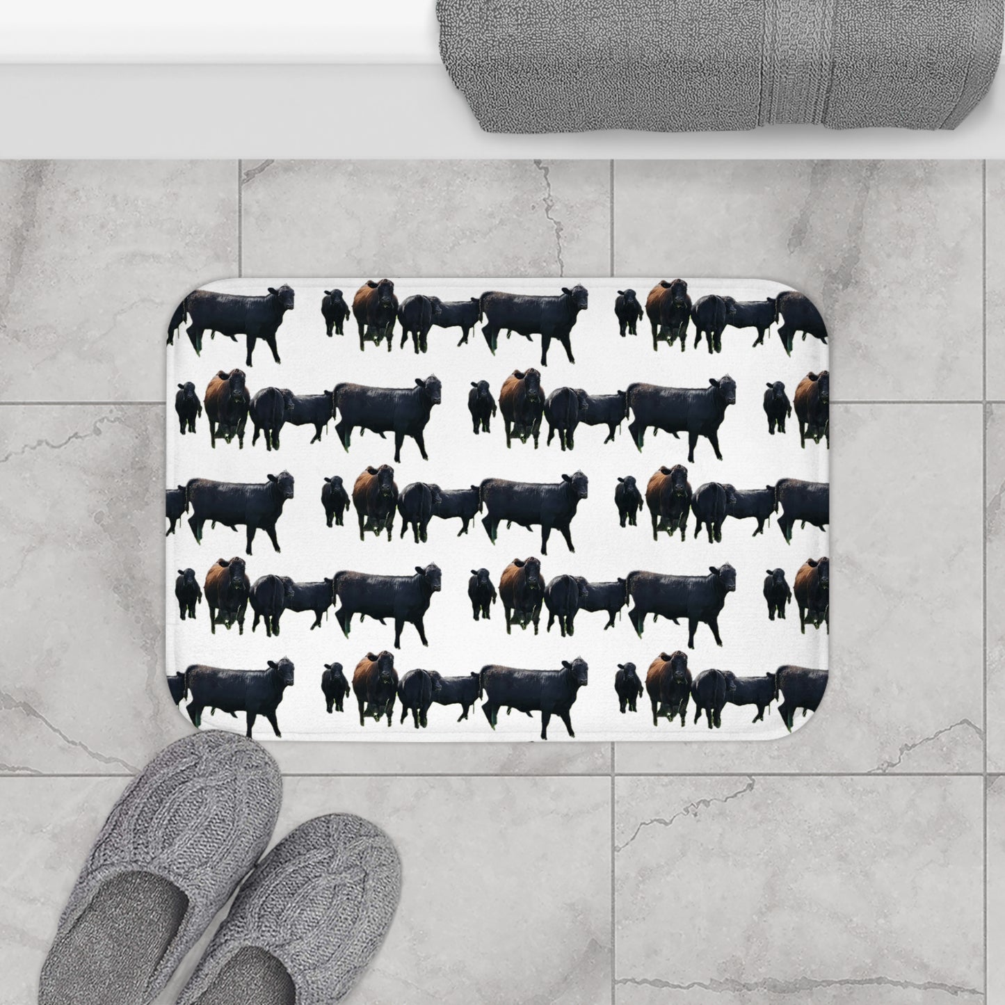 Farmhouse Cattle Bath Mat - Cozy Rustic Home Decor